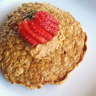 Quick & Easy Breakfast: Oatmeal Pancake